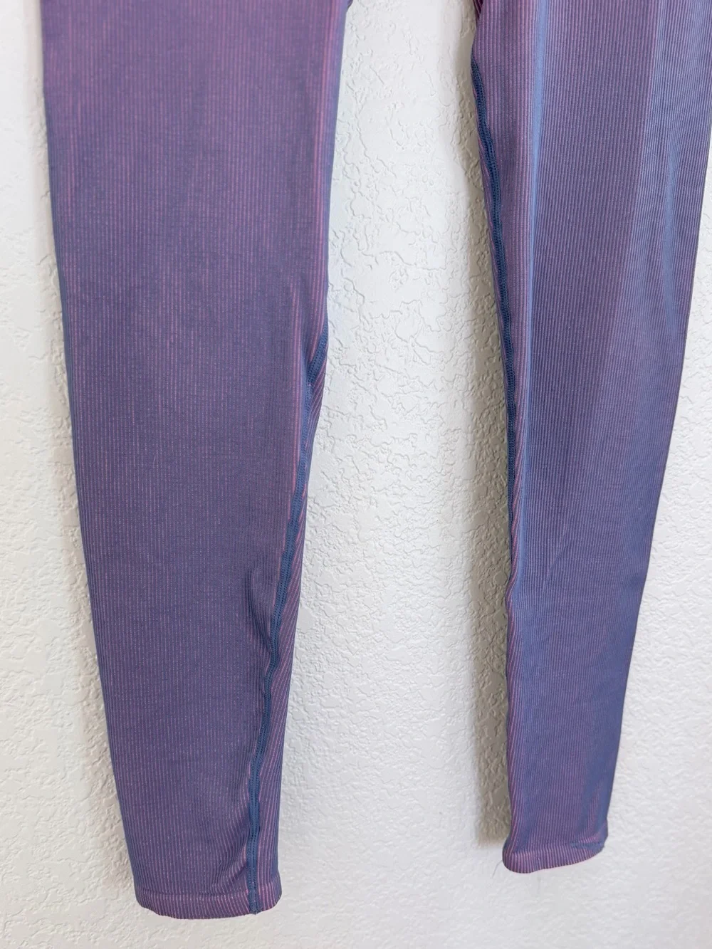 Ribbed 2-Piece Set Leggings + Sports Bra | Size Large | Purple/Pink